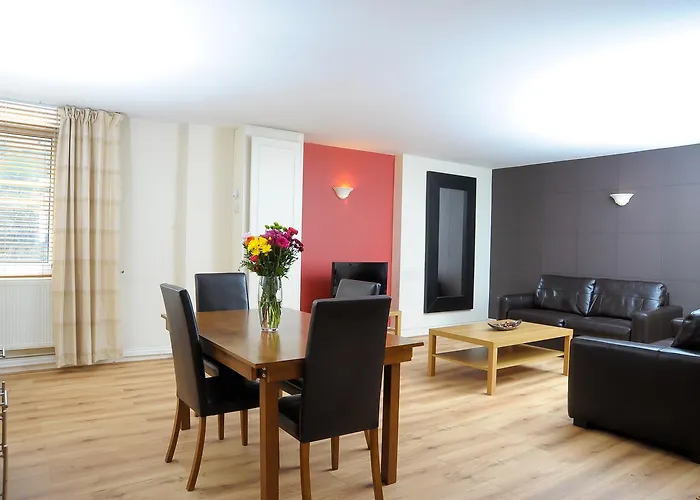 Park Lane City Apartments London